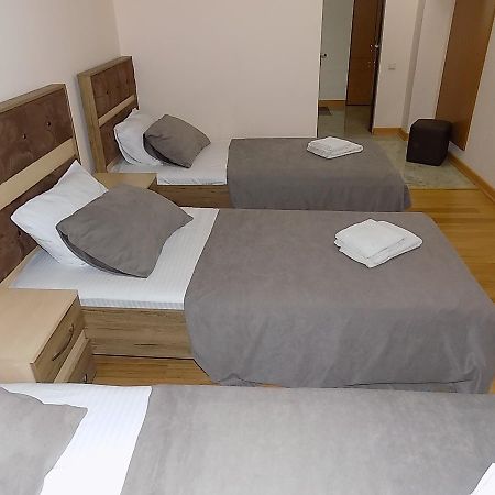 Hotel Mars Sugdidi Exterior foto