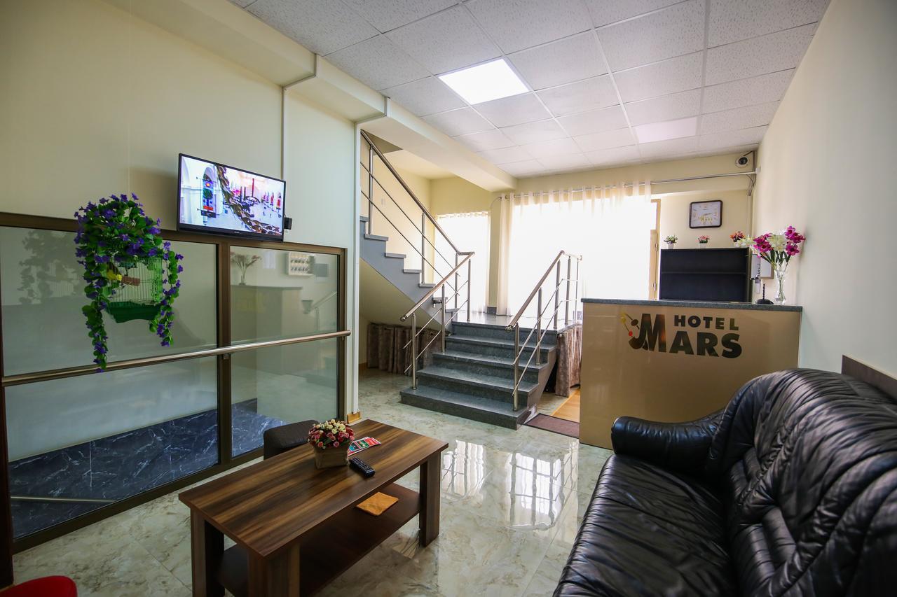 Hotel Mars Sugdidi Exterior foto