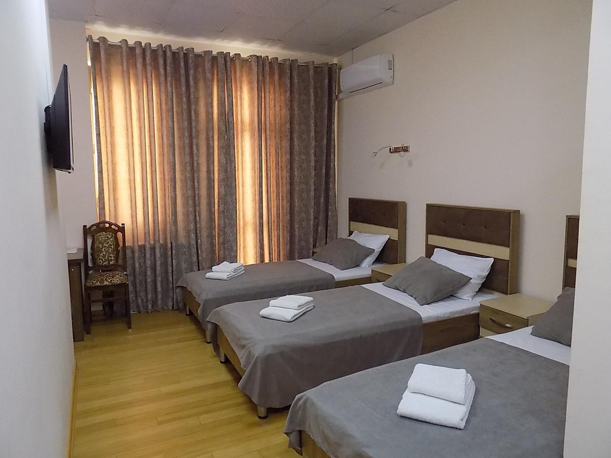 Hotel Mars Sugdidi Exterior foto